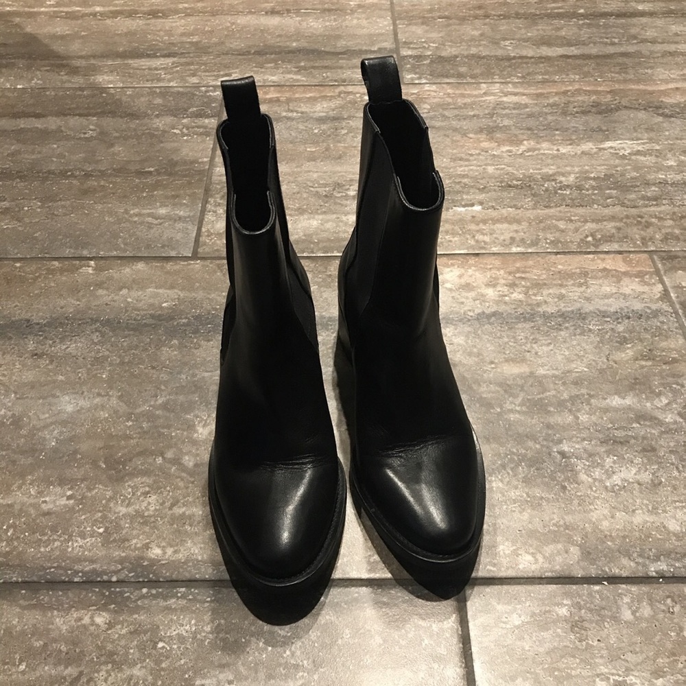 Black Chelsea boots